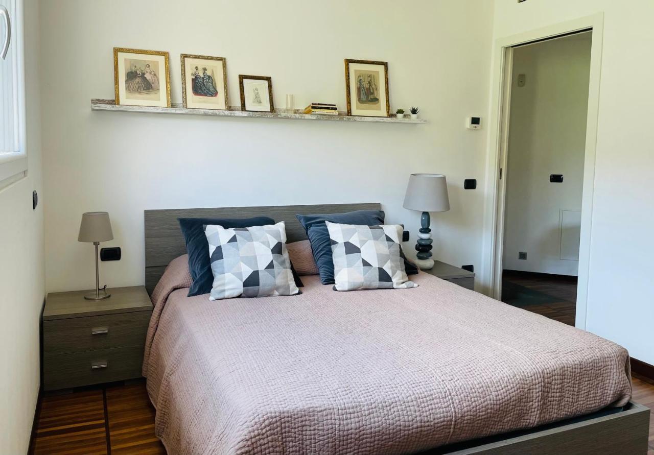 My Humble House -Appartamento In Villa Con Vista Lago Oggiono Екстер'єр фото